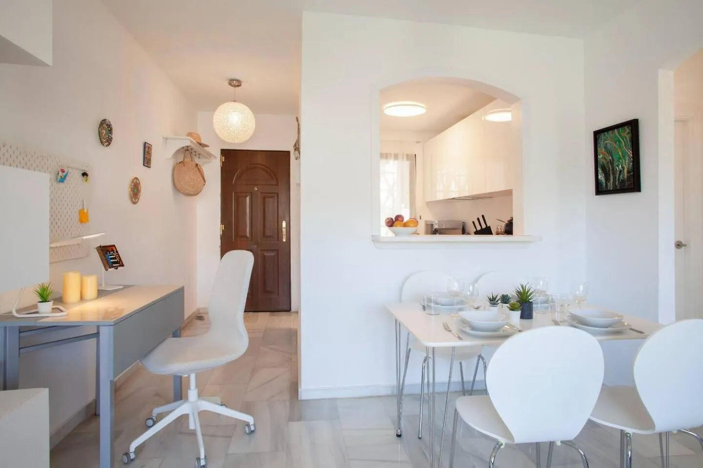 Delightful Apartment With Picturesque Views Mijas